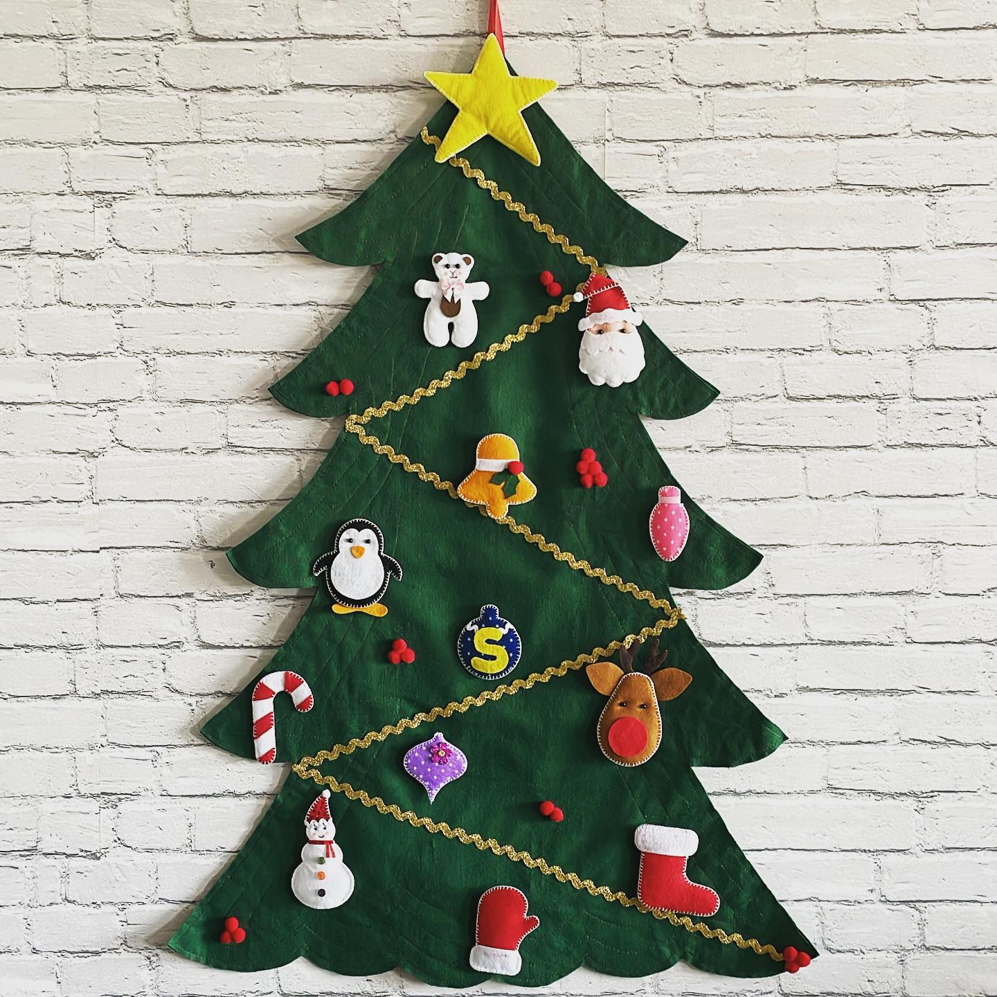 Feita com Fotos: Uma Árvore de Parede Que Conta Histórias - inspiração 1