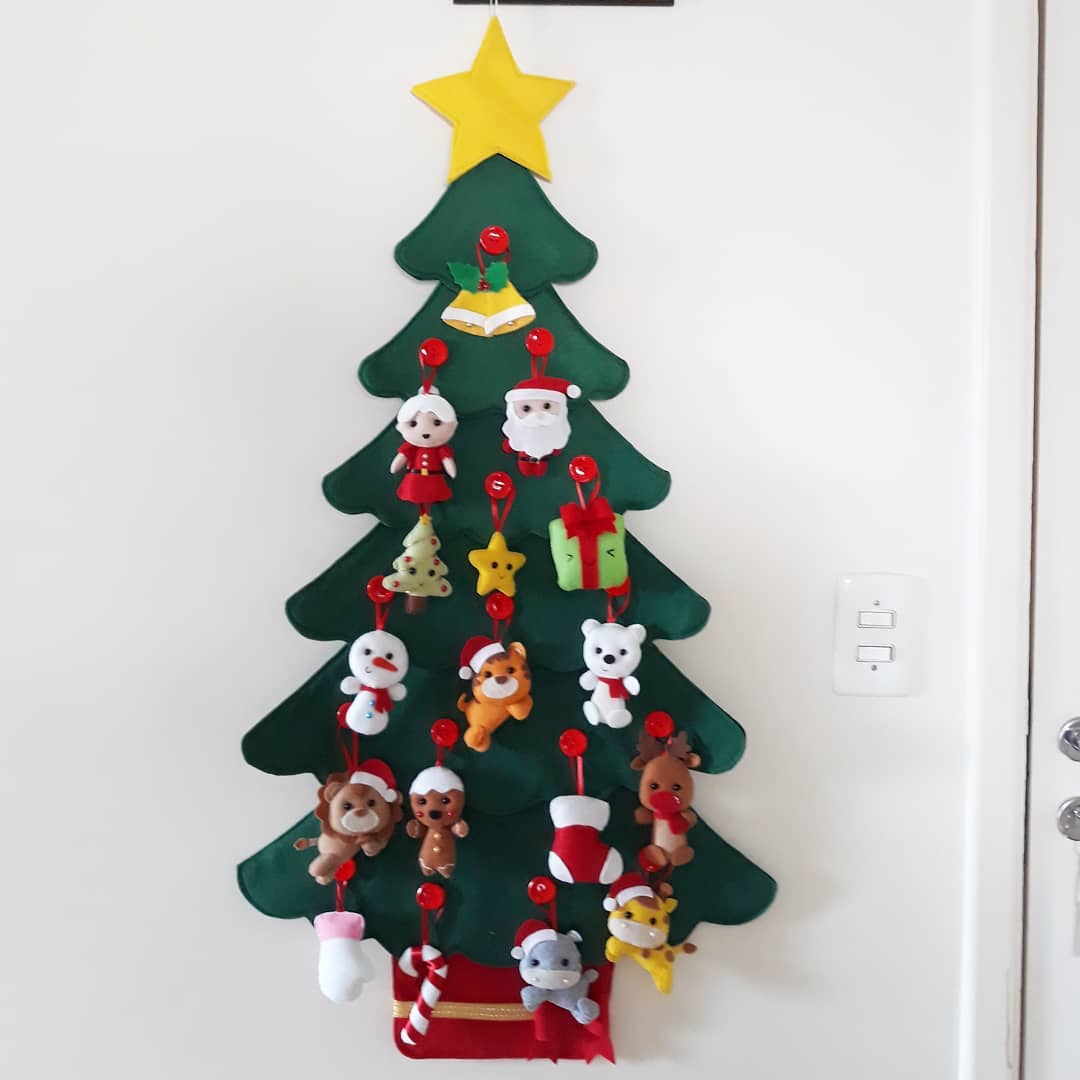 Inspiração Rústica: Árvore de Paletes Decorados Para um Natal Aconchegante - inspiração 1