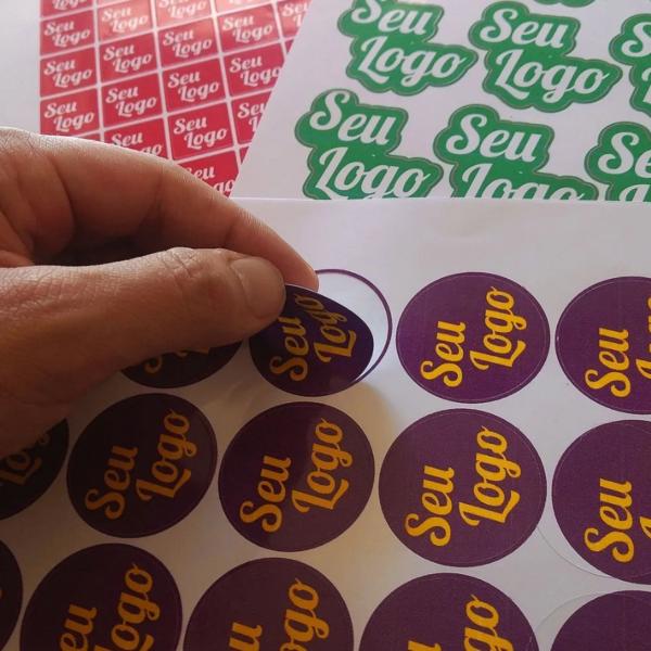 Um Toque de Charme na Sala de Estar: Paredes com Personalidade em Minutos - inspiração 2