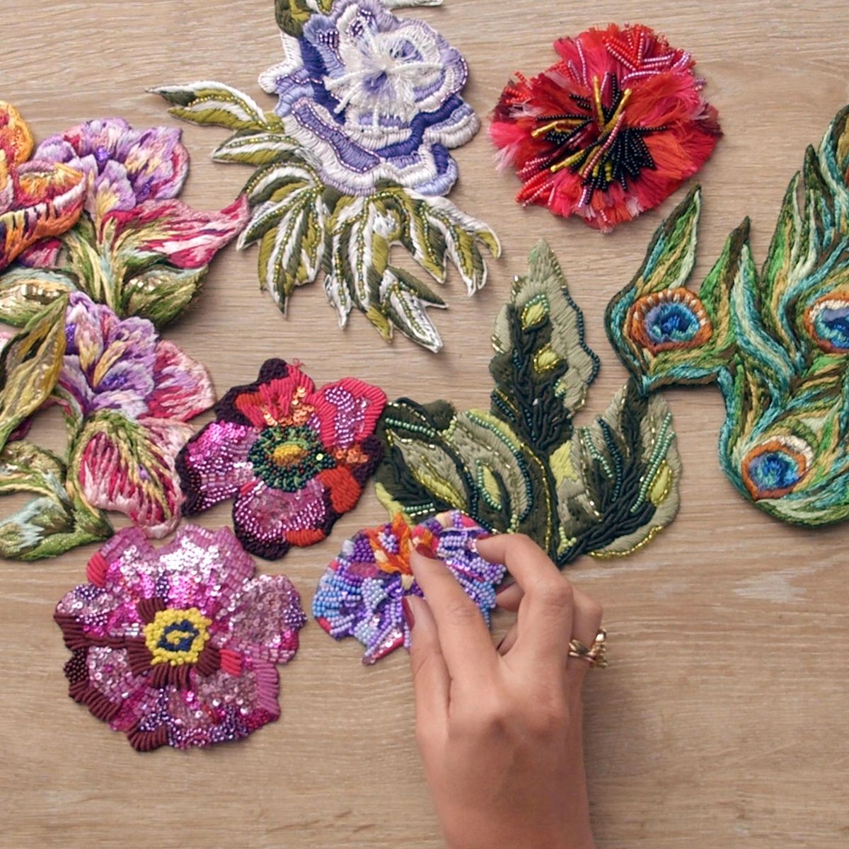 Tendências atuais em patches e bordados: o que está bombando nas ruas - inspiração 1