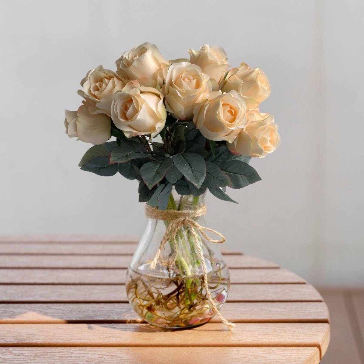 Tendências em arranjos de flores artificiais: cores e estilos que estão em alta - inspiração 1