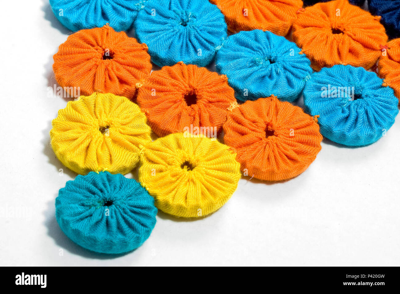 Costurando com Precisão: Unindo os Fuxicos para Formar Desenhos Incríveis - inspiração 2