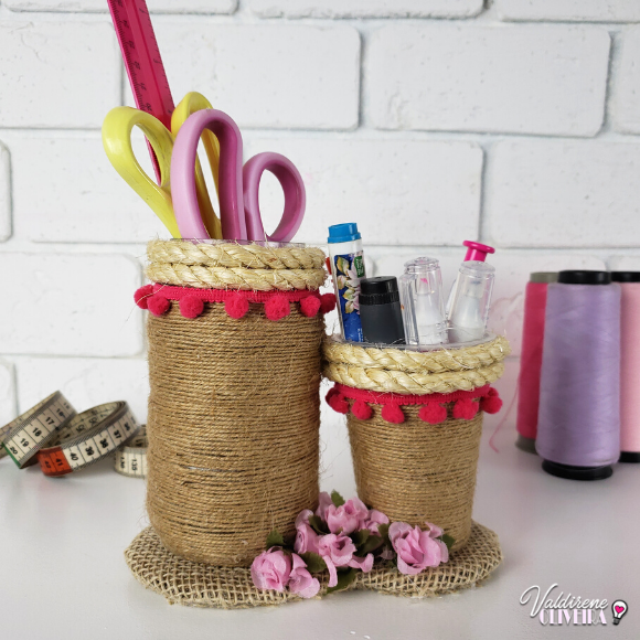 Porta-Pincéis de Maquiagem com Toque de Estilo - inspiração 2