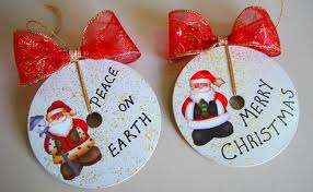 Árvores de Natal em Miniatura: Técnicas Criativas com CDs - inspiração 1