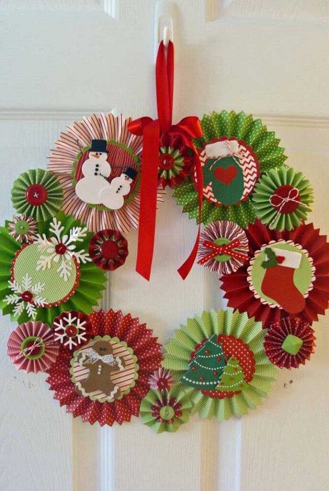 Árvores de Natal em Miniatura: Técnicas Criativas com CDs - inspiração 2