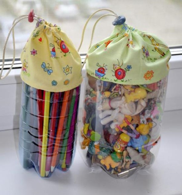 Nichos estilosos feitos com embalagens de plástico - inspiração 2