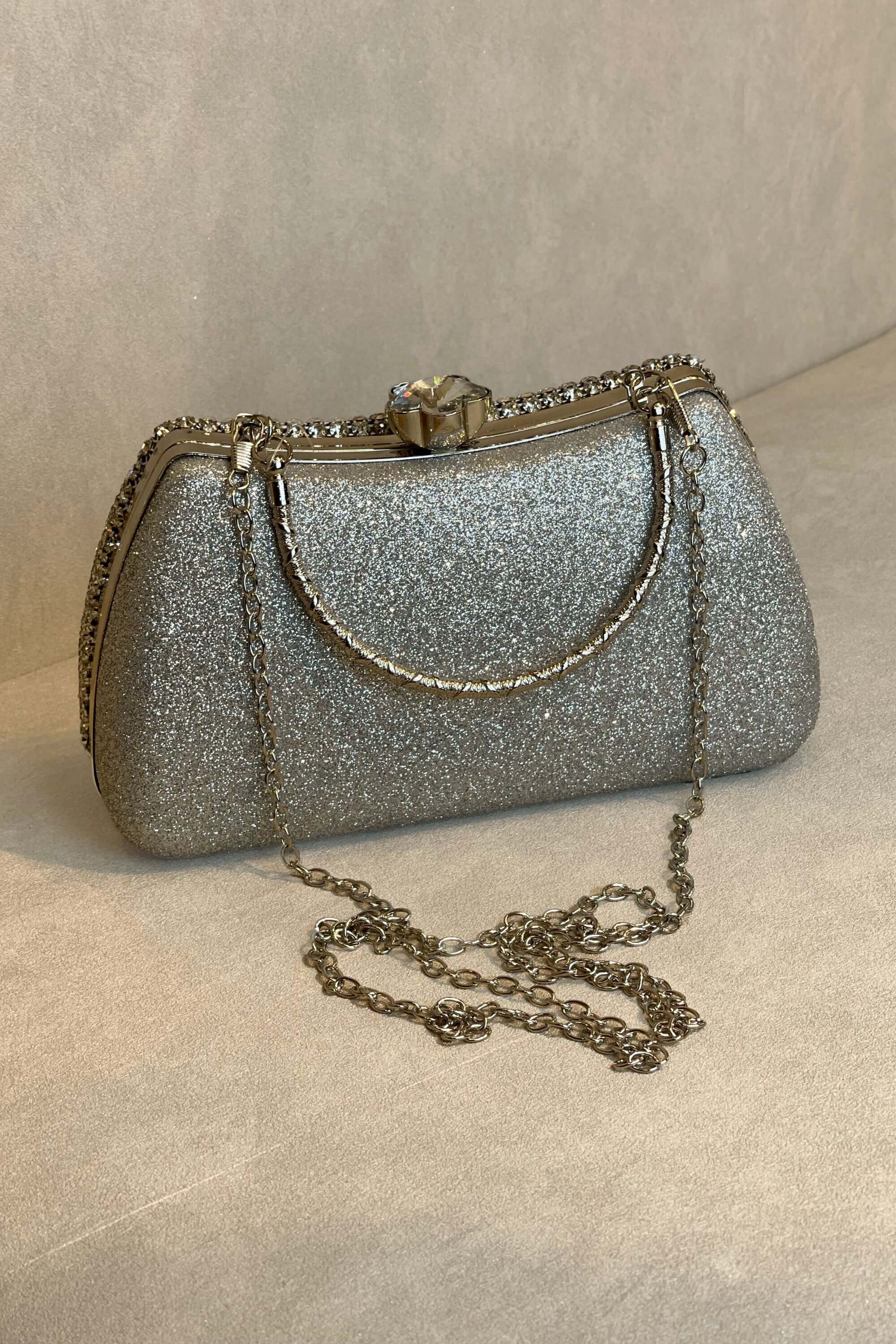 O Toque Final: Combinando Sua Bolsa Com o Vestido e Sapatos - inspiração 2