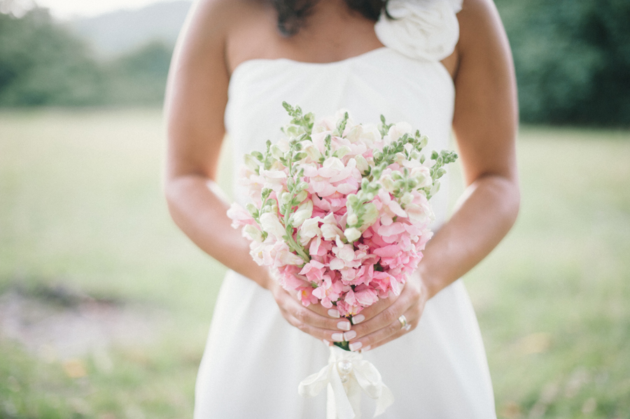 Durabilidade e Manutenção: Cuidando do Seu Buquê no Grande Dia - inspiração 2