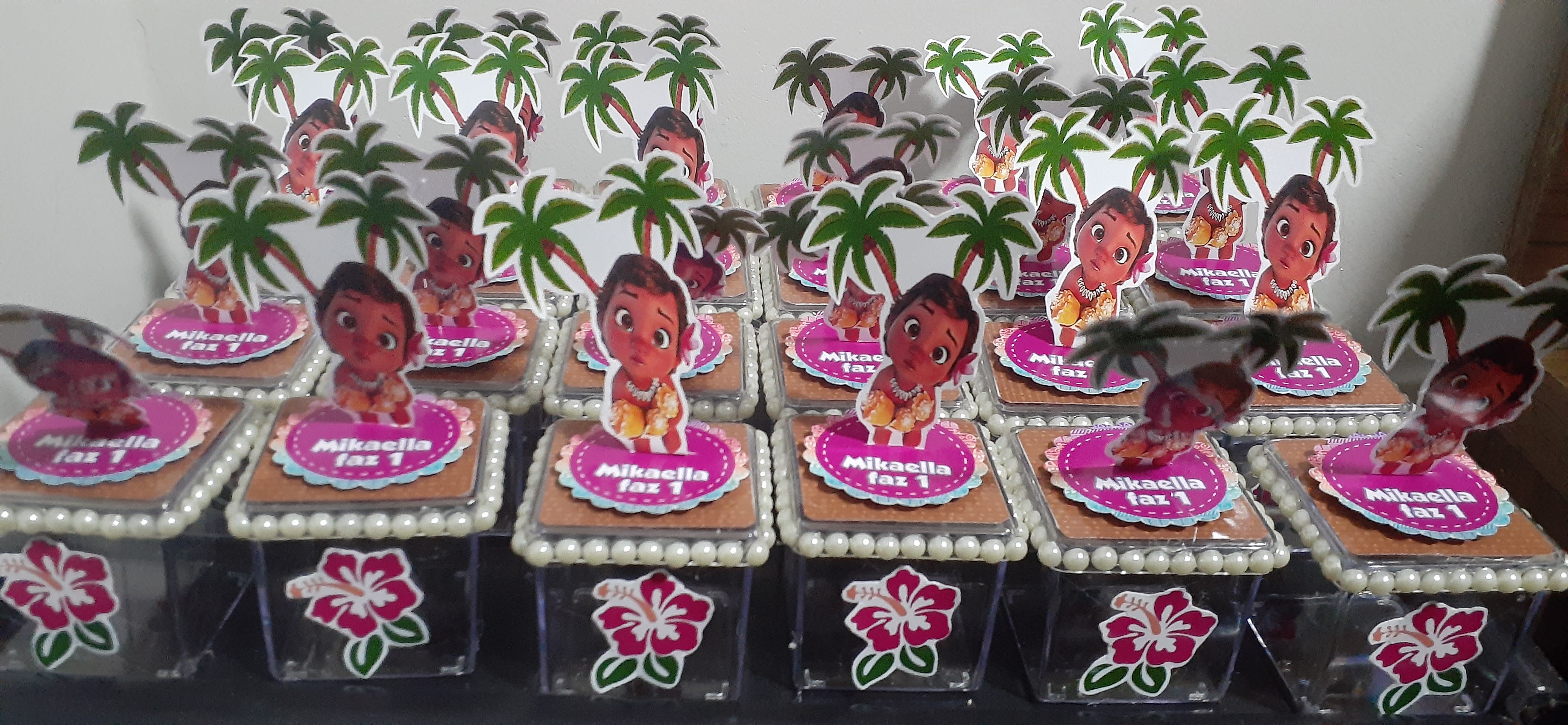 Acabamentos Especiais: Dourado, Rosê e Prata para um Toque de Glamour - inspiração 1