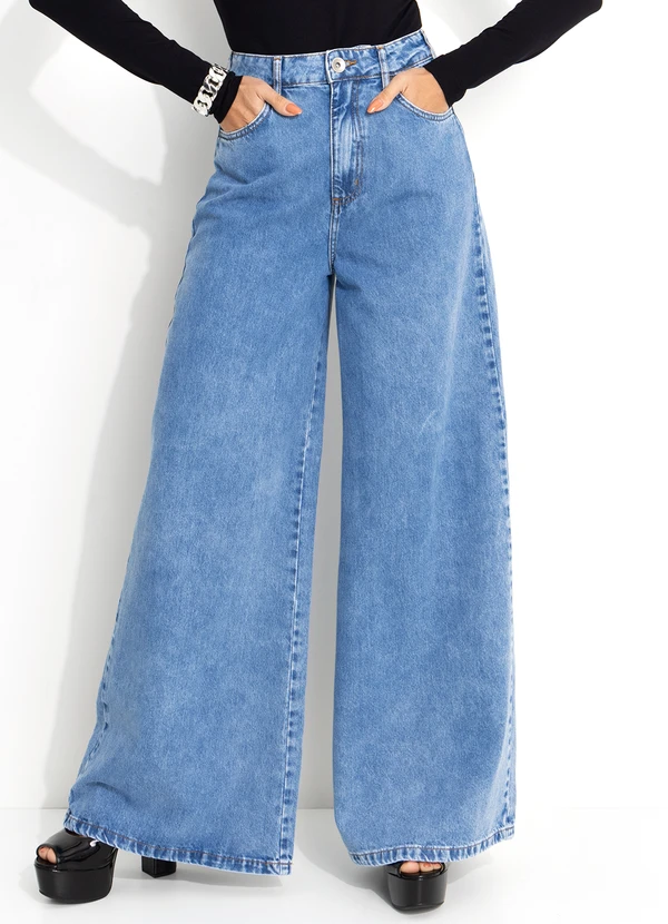 Combinando a Wide Leg: Looks Casuais que Impressionam - inspiração 2