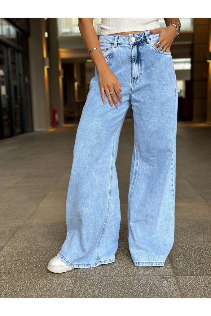 Do Dia para a Noite: A Versatilidade da Wide Leg - inspiração 1