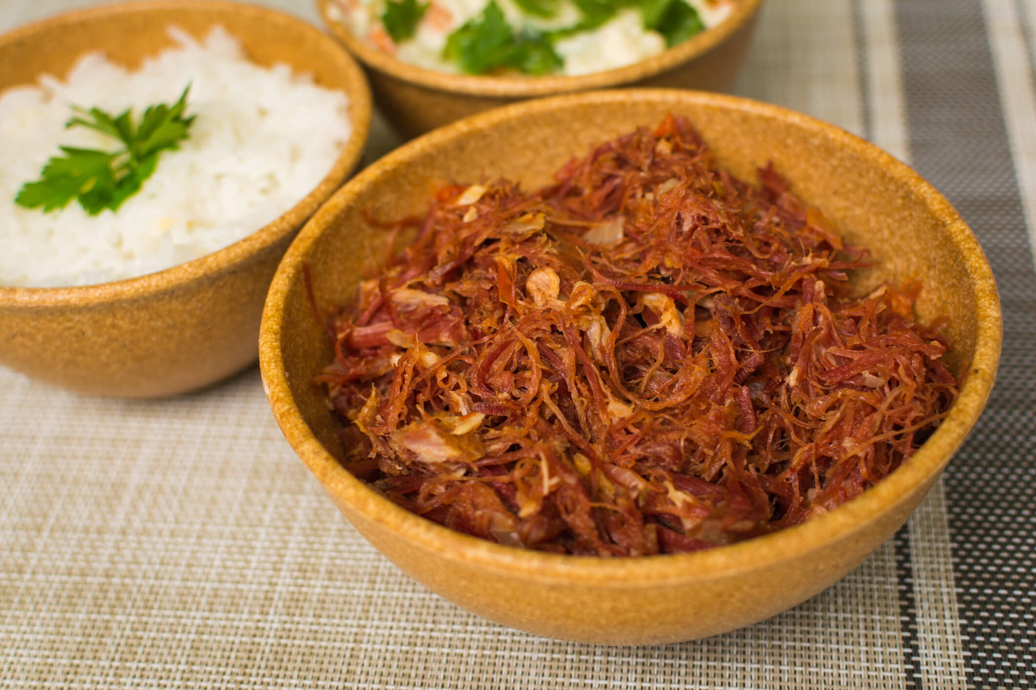 O Processo Artesanal: Entendendo o Salgamento e a Secagem - inspiração 1