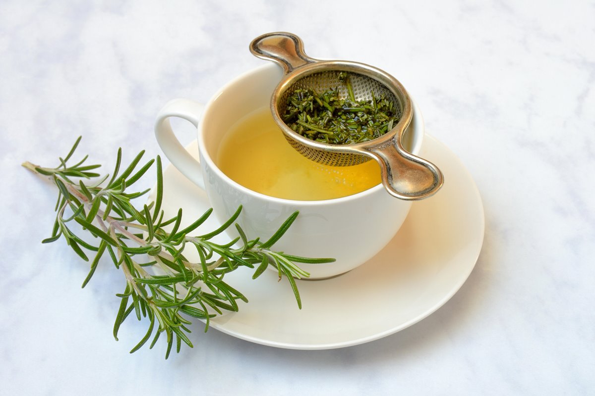 Descubra o poder do chá de alecrim no combate ao estresse e ansiedade - inspiração 2