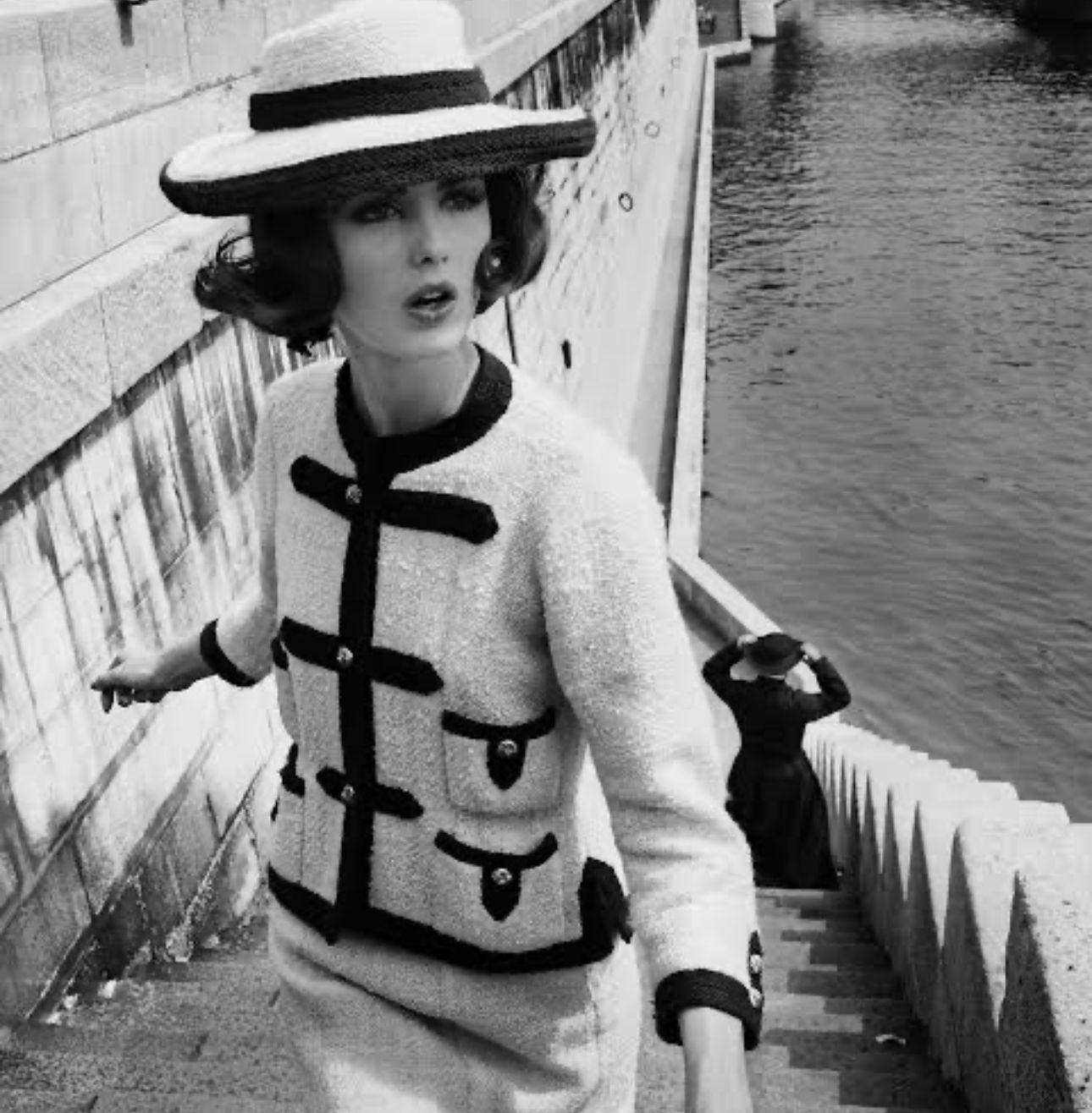 O Uso Inovador de Materiais: Tweed e Jersey Ganham Protagonismo - inspiração 2