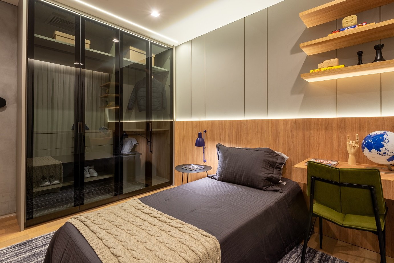 Preto e Escuros: Toque de Mistério e Elegância Moderna - inspiração 2