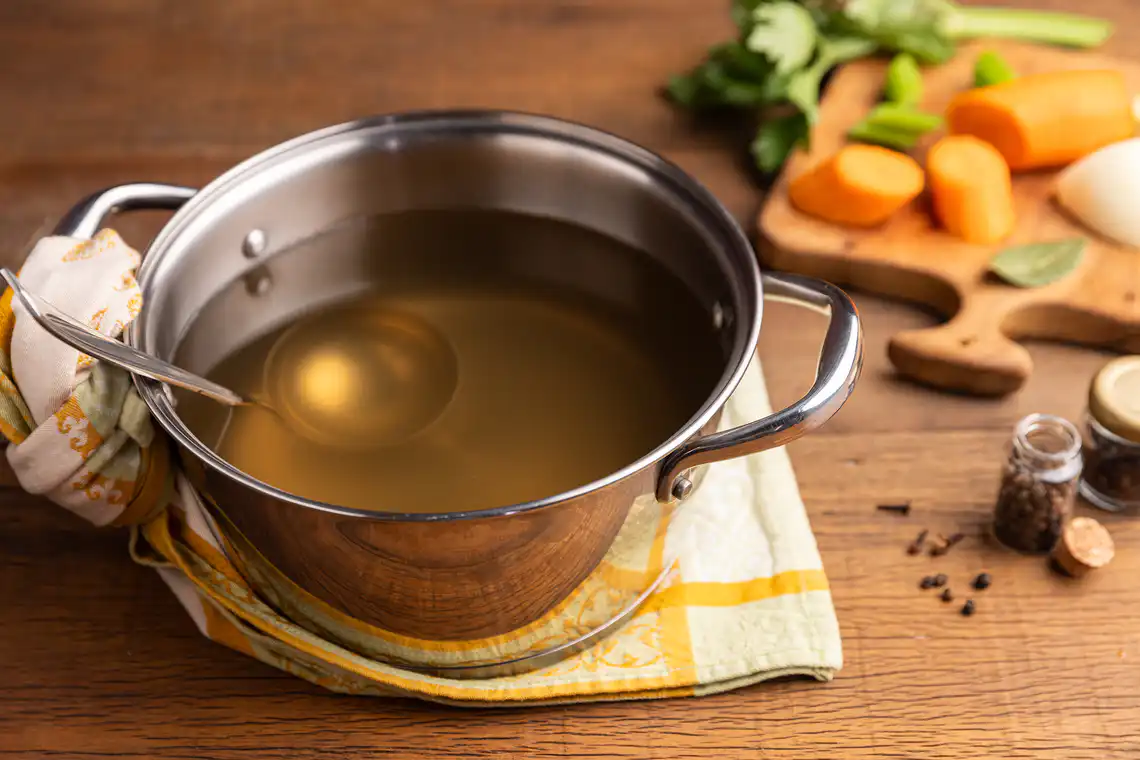 O Ponto Crucial da Deglaçagem: Potencializando o Sabor - inspiração 1