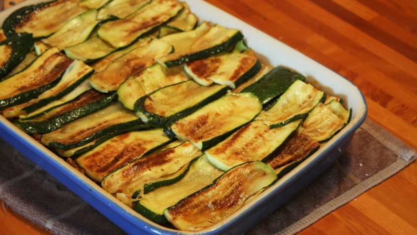 Varie os Recheios: Criatividade na Sua Lasanha - inspiração 1