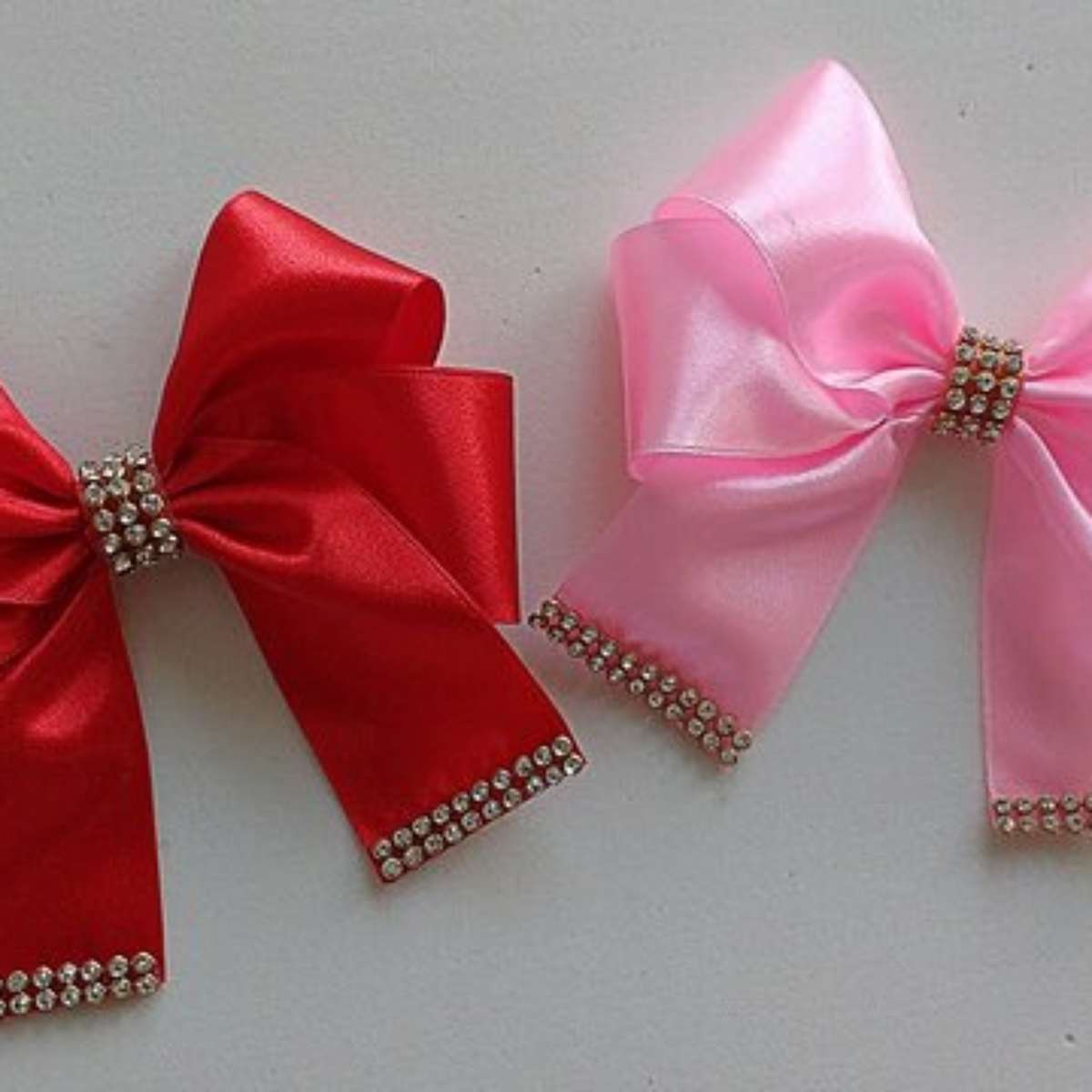 Laços Assimétricos: O Toque Moderno que Transforma - inspiração 1