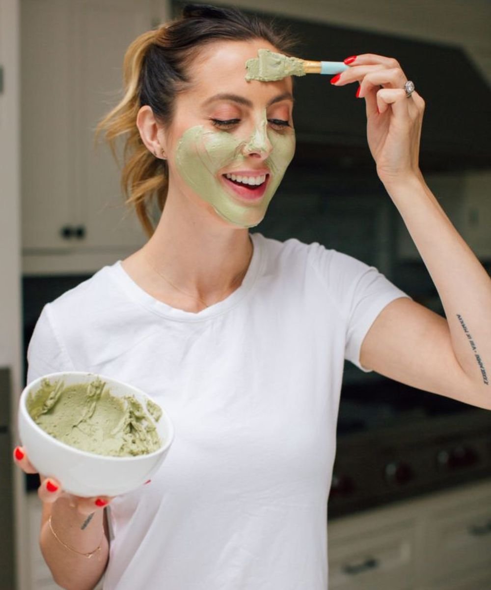 Máscara de Carvão Ativado: A Absorção Profunda das Impurezas - inspiração 2