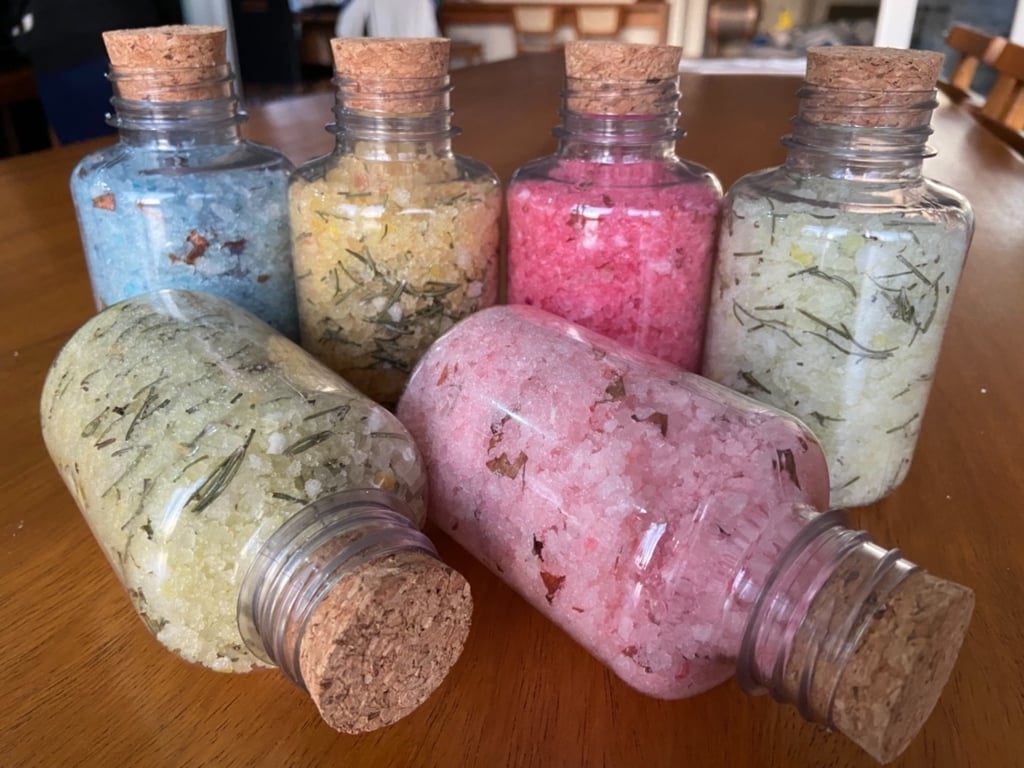 Corantes Naturais: Um Toque de Cor para o Seu Banho - inspiração 1