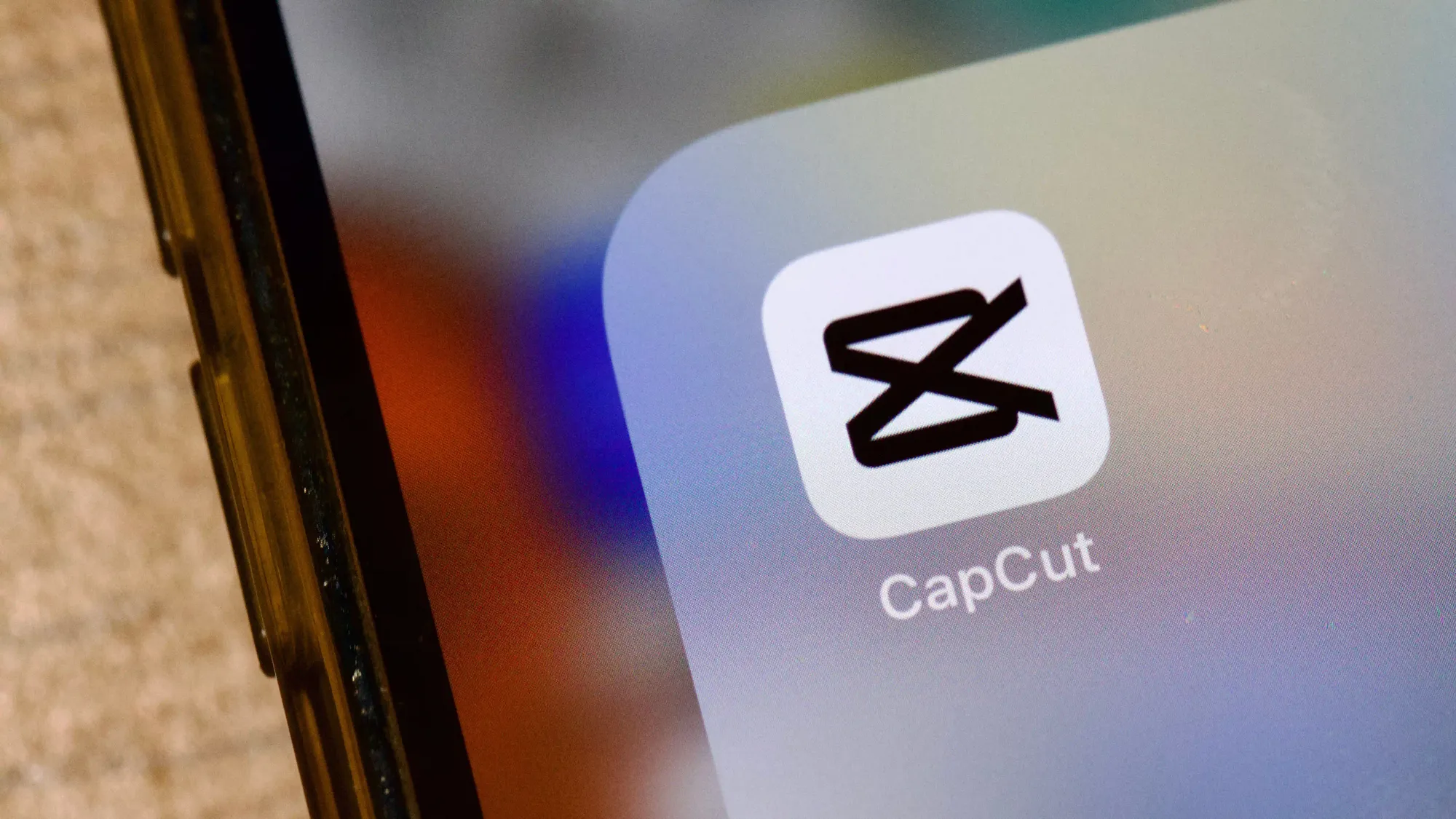 Adicione uma Trilha Sonora Emocionante: A música certa eleva o sentimento do vídeo. - inspiração 1