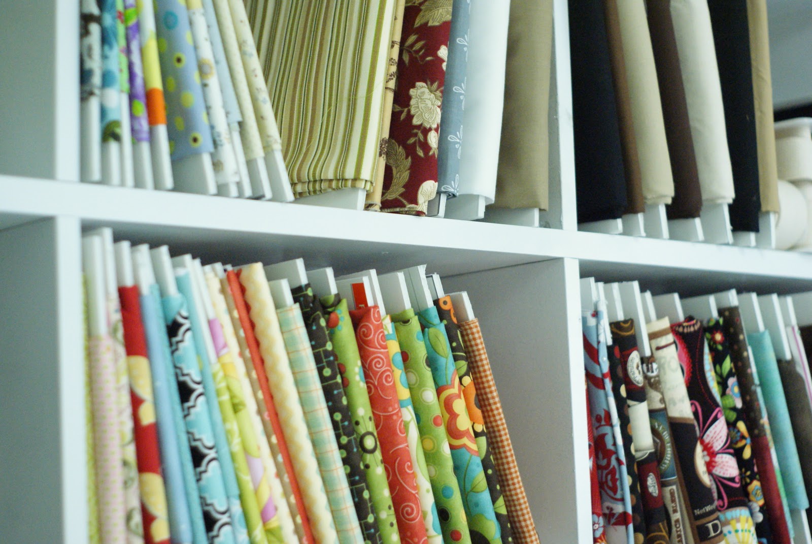 Rolls de Tecido: A Solução para Evitar Amassados - inspiração 1