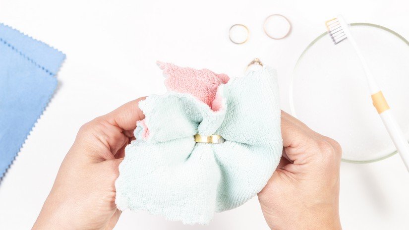 Cuidados Essenciais Após a Limpeza: Secagem e Polimento - inspiração 2