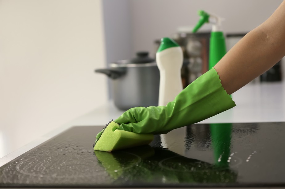 A Ferramenta Ideal: Do Pano de Microfibra à Espátula Específica - inspiração 1