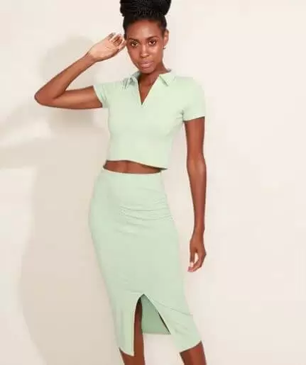 Cropped Para o Trabalho: Sim, É Possível com o Styling Certo! - inspiração 2