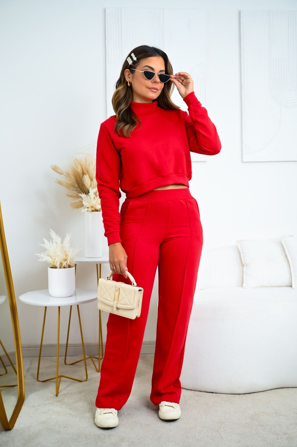 Detalhes Que Fazem a Diferença: Botões, Zíperes e Recortes - inspiração 1