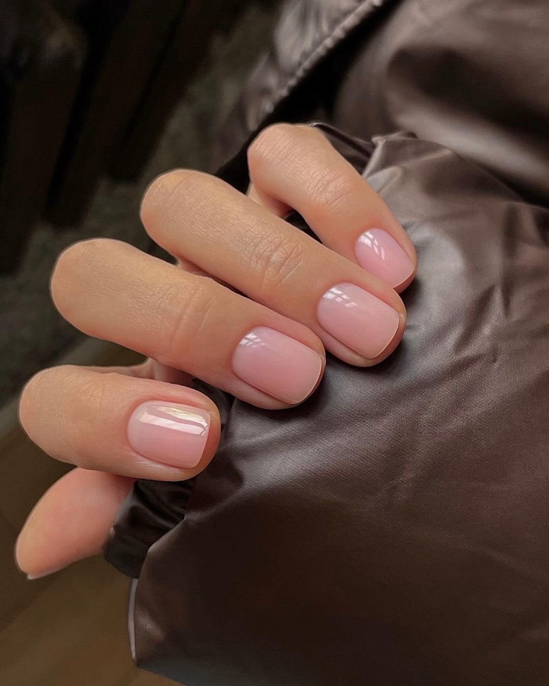 Preto Intenso: Sofisticação Gótica e Atitude - inspiração 1