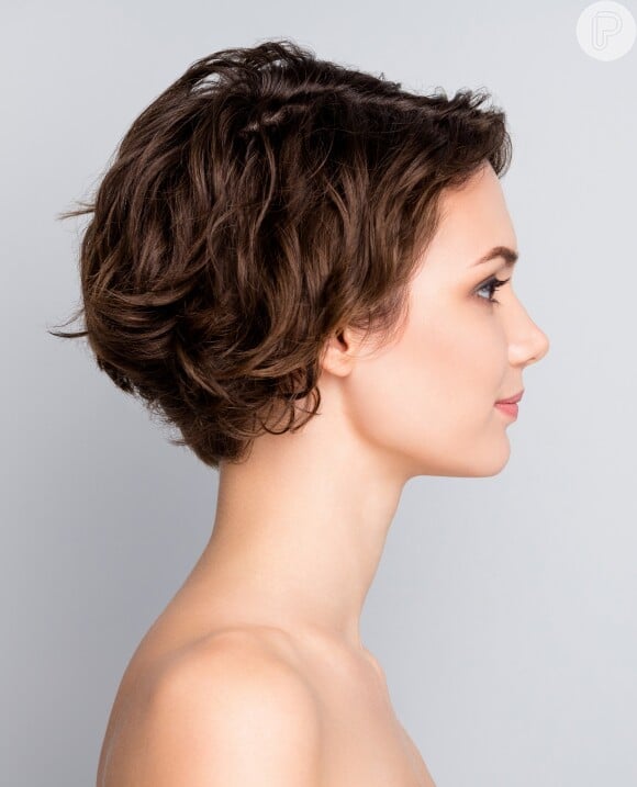 O Shag Moderno: Franja e Camadas para um Visual Boho-Chic - inspiração 1