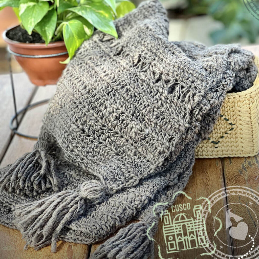 Vestuário Moderno: Vestidos e Blusas que Falam Peruano - inspiração 2