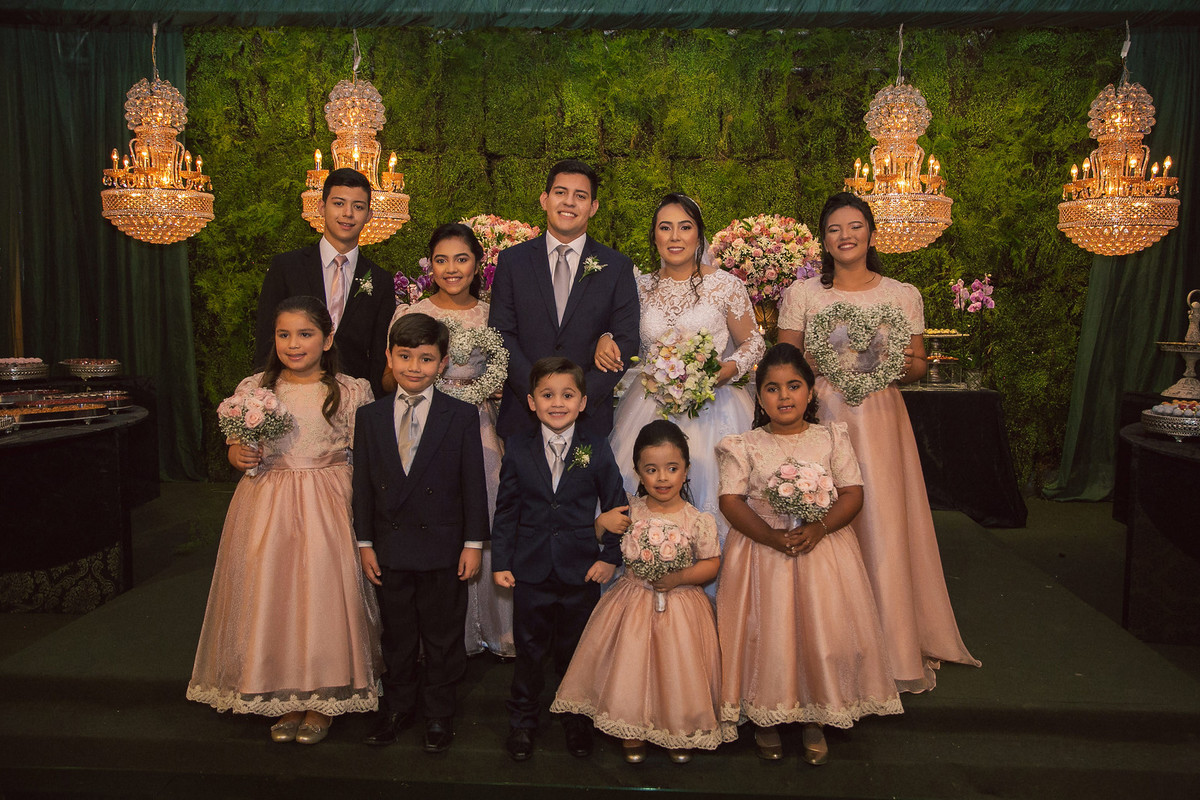 Coordenação de Cores: Harmonizando os Pequenos com o Tema da Festa - inspiração 1