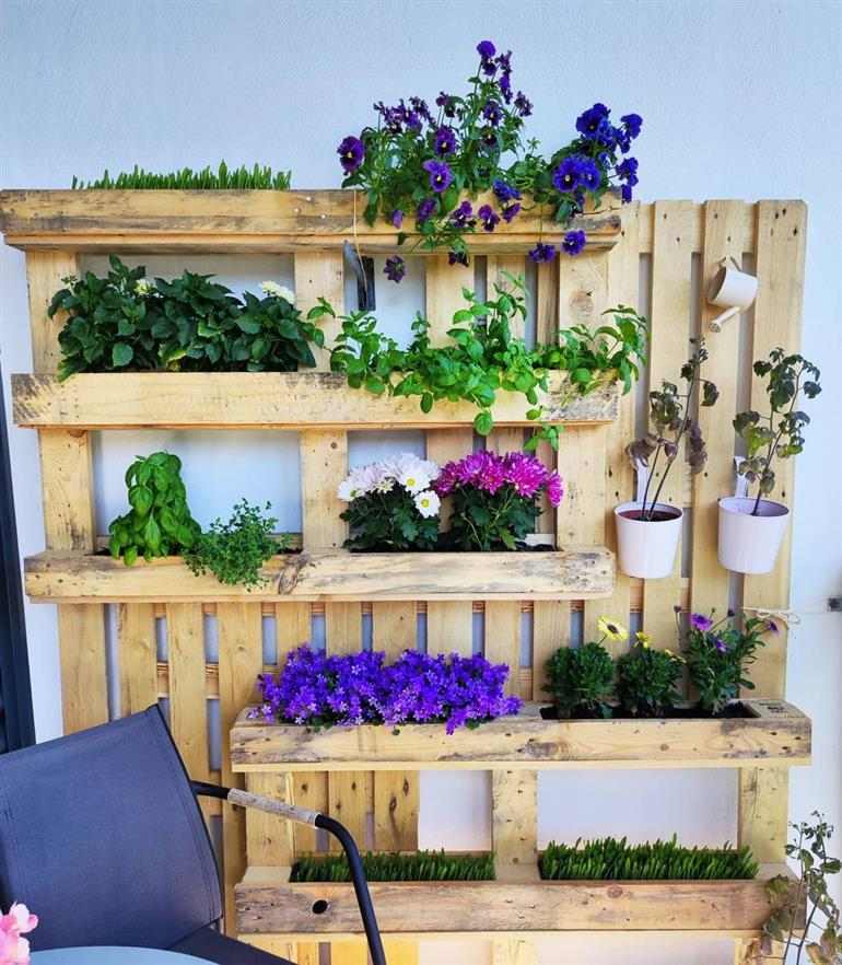 Pintura e Acabamento: Personalize Seu Mobiliário de Jardim - inspiração 1