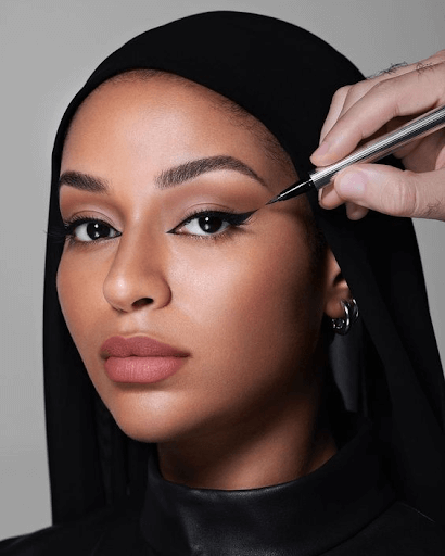 Espessura do Traço: Do Fino ao Dramático - inspiração 1