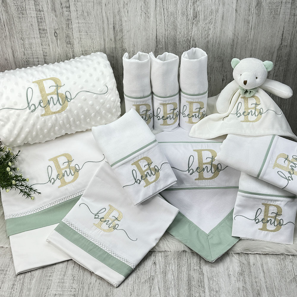 Passeio com estilo e segurança: Carrinhos, bebê conforto e acessórios indispensáveis - inspiração 1