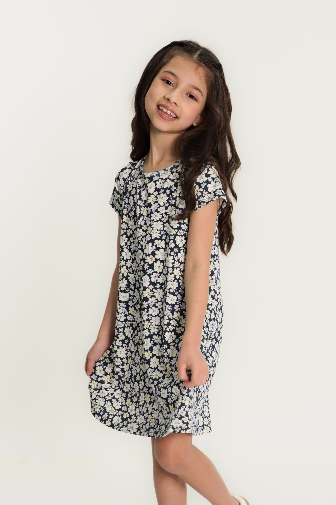 Acessórios: O Toque Final para um Look Floral Adulto - inspiração 1