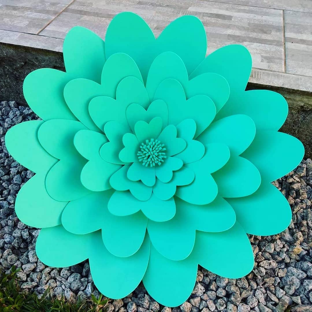 Cores que Encantam: Técnicas de Pintura e Sombreamento para Flores Realistas - inspiração 2