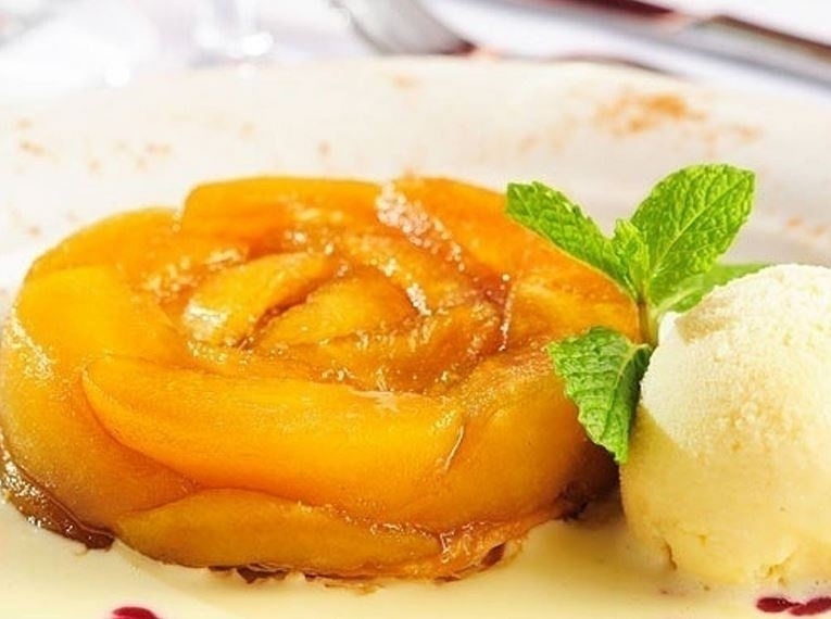 Bananas Caramelizadas: Um Clássico Brasileiro na Tatin - inspiração 1