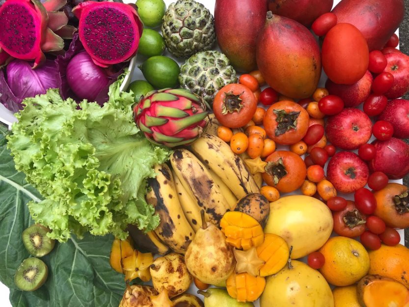 Abacaxi em Fatias Finas: Um Toque Cítrico e Energizante - inspiração 1