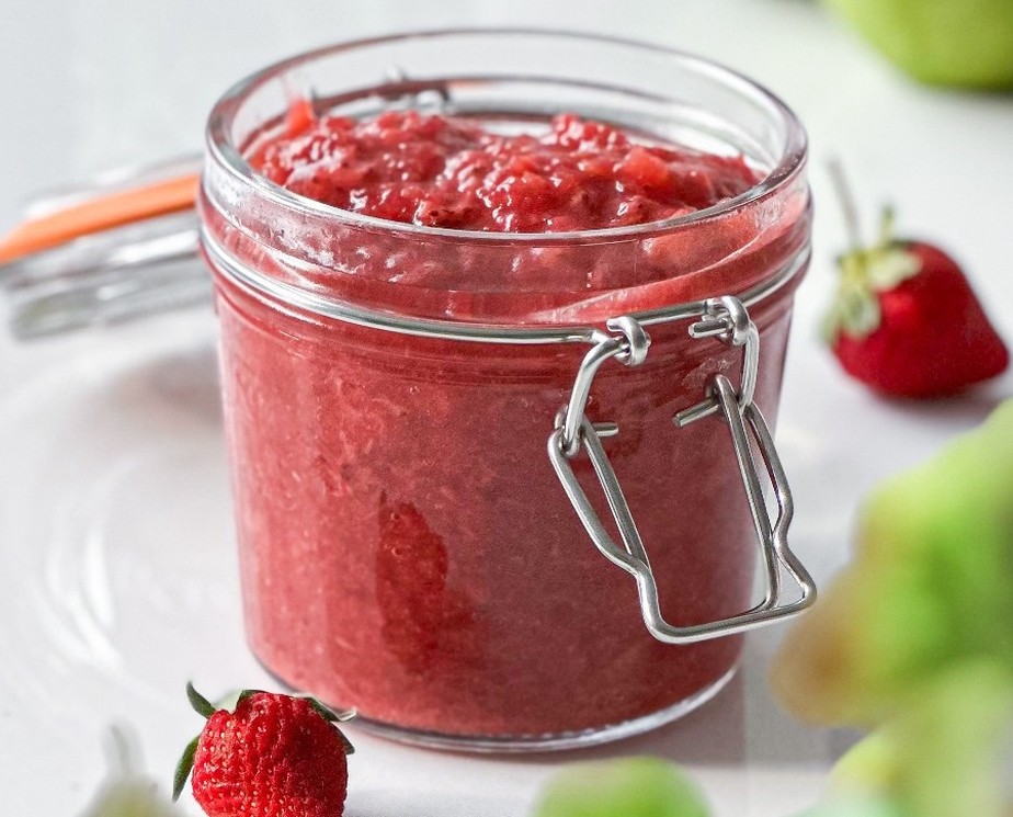 Cozinhando a Geléia: O Momento Mágico da Transformação - inspiração 2