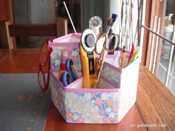 Organizadores Verticais com Canos de PVC e Pinceladas de Cor - inspiração 2