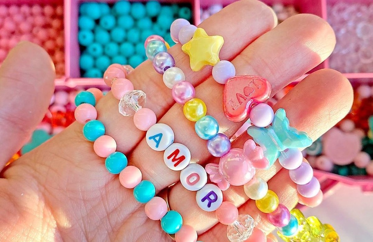 Mix de Texturas: Combinando Miçangas com Outros Materiais - inspiração 1