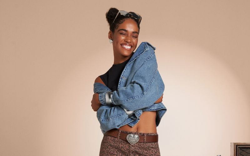 Jeans com Acetona: Um Toque Punk Rock para Você - inspiração 1