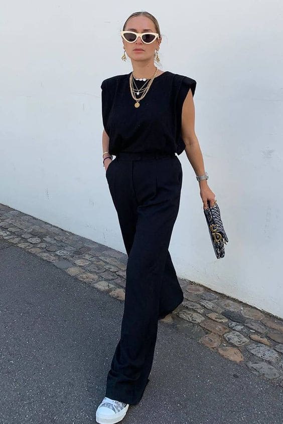 Mix de Estampas Sutis: Quando o Preto É o Fundo Perfeito - inspiração 2