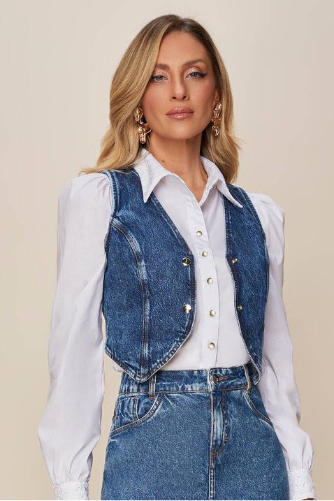 Alfaiataria Moderna: Colete Jeans Curto para um Casual Chique - inspiração 2