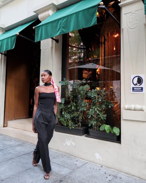 Conforto é Chave: Sapatos que Complementam a Noite - inspiração 2