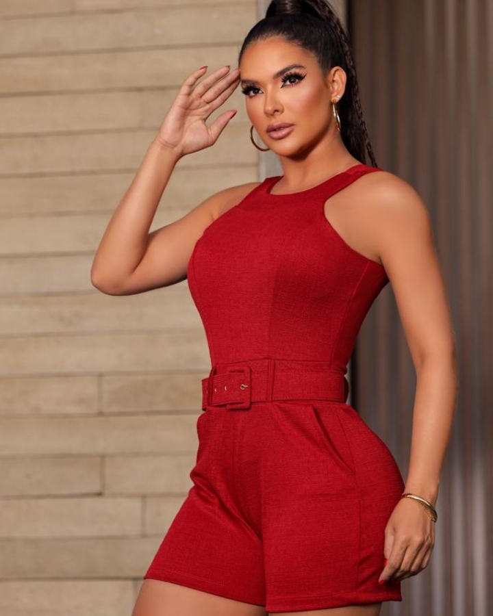 Decotes Estratégicos: Do Profissional ao Ousado - inspiração 2