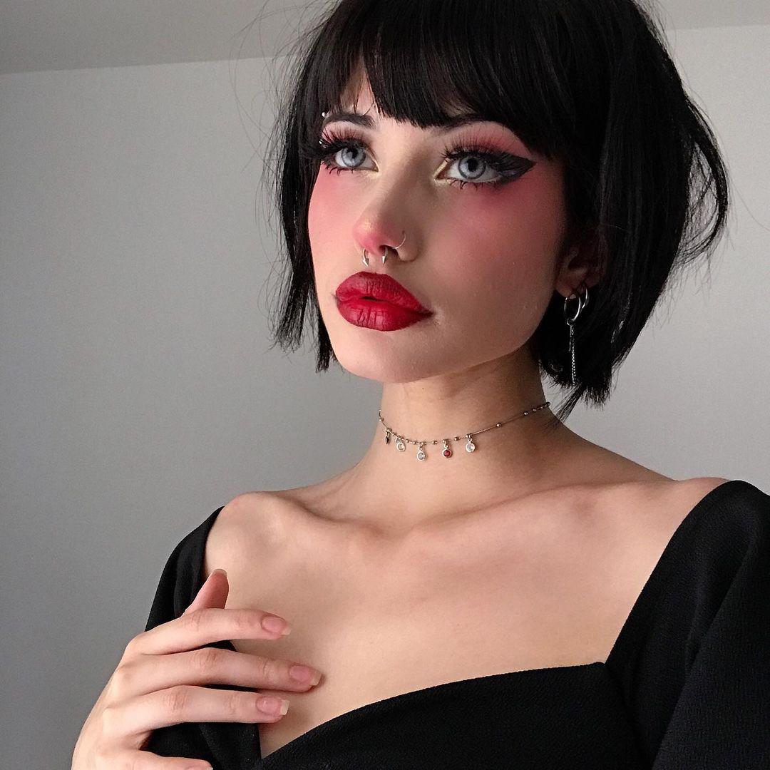 A Base Perfeita: Preparação da Pele para o Look E-Girl - inspiração 1